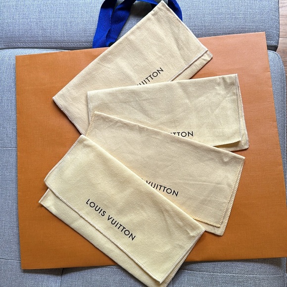 Louis Vuitton long wallet size dustbag 9”x5” - Picture 11 of 13